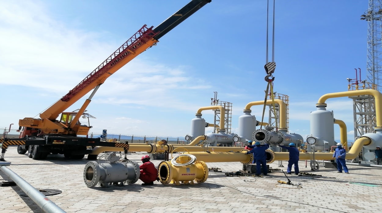 Әуесқой ресейлік видео ұшақта ебля